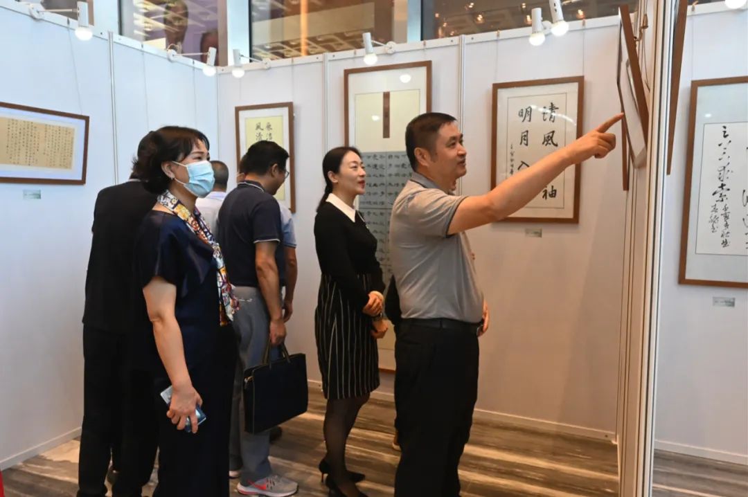 车都集团举办“清廉润车都 喜迎二十大”廉政书法绘画摄影作品展